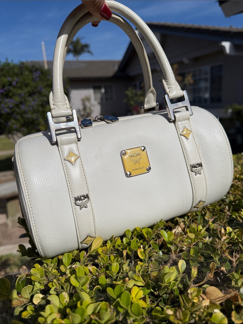 MCM München Vintage white textured leather Boston barrel bag